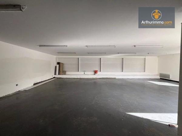 Vente                                                      Maison
                        
                     8 pièces                      150 m2                     à Casteljaloux