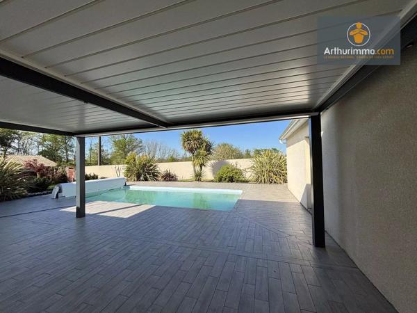 Vente                                                      Maison
                        
                     8 pièces                      150 m2                     à Casteljaloux
