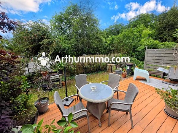 Vente                                                      Appartement
                        
                     4 pièces                      81 m2                     à Nandy
