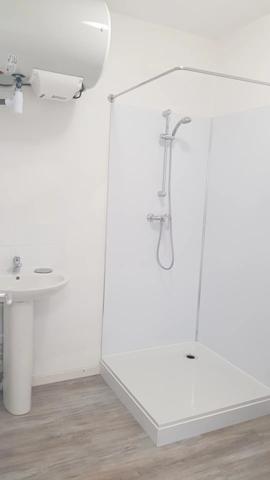 Location Fonds de commerce 1 pièces 31 m2 à Saint-Laurent-de-Carnols