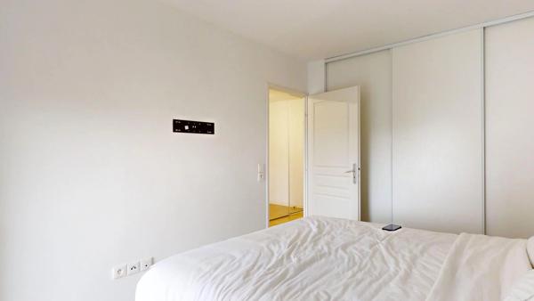 Location                                                      Appartement
                        
                     3 pièces                      64 m2                     à Vitry-sur-Seine