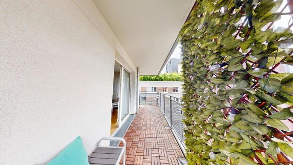 Location                                                      Appartement
                        
                     3 pièces                      64 m2                     à Vitry-sur-Seine