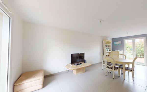 Maison à vendre    4 pièces •  Neuville-sur-Saône