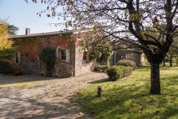 Maison à vendre 8 pièces proche de MACON (71)