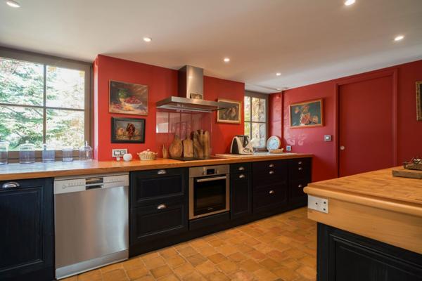 Maison à vendre 8 pièces proche de MACON (71)