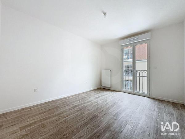 Location appartement 3 pièces 62 m² Chelles