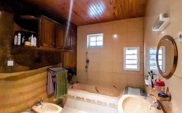 Maison à vendre    4 pièces •  Saint-Louis