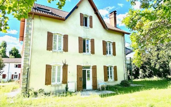 Appartement à louer    4 pièces •  Saint-Martin-de-Hinx