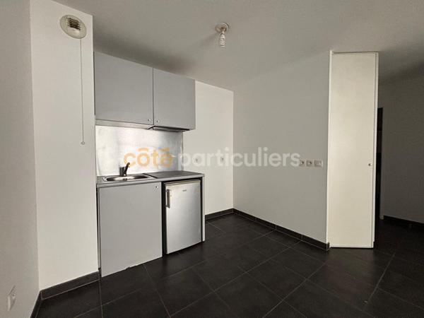 Vente
                Appartement39 m² - 2 Pièces -
                    LORMONT (33310)