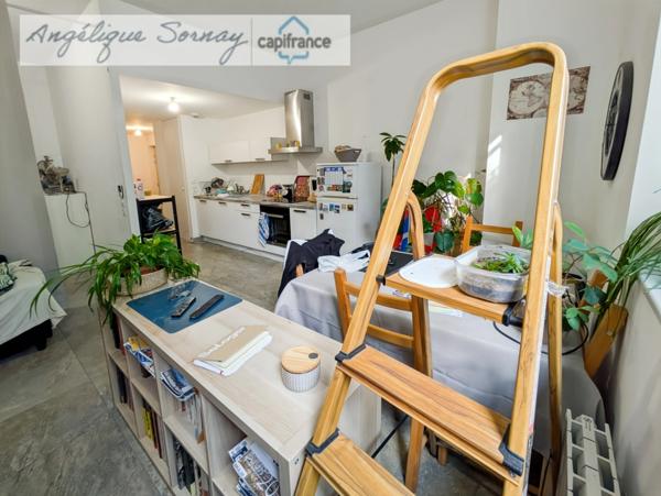 Lyon 5ᵉ – T1 Bis avec 2 parkings dans résidence sécurisée