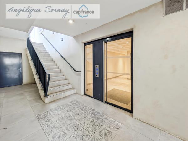 Lyon 5ᵉ – T1 Bis avec 2 parkings dans résidence sécurisée