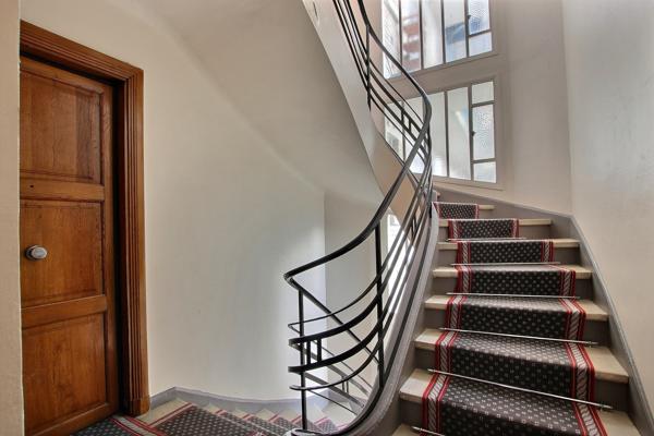 Appartement
         3 pièces
        - 69 m² Bien prestige 449 000 € *
