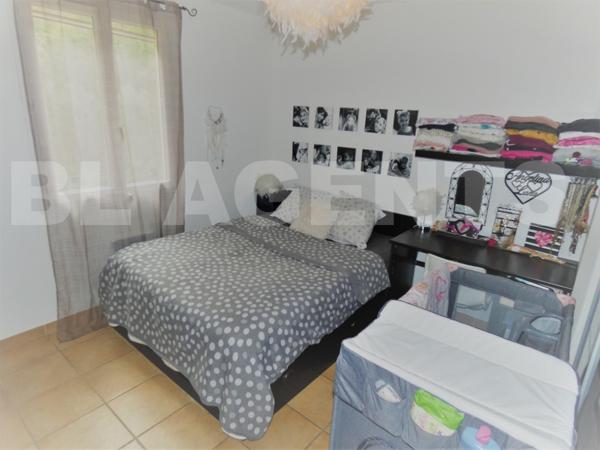 Maison contemporaine de 5 pièces, d'environ 110 m² , au calme 