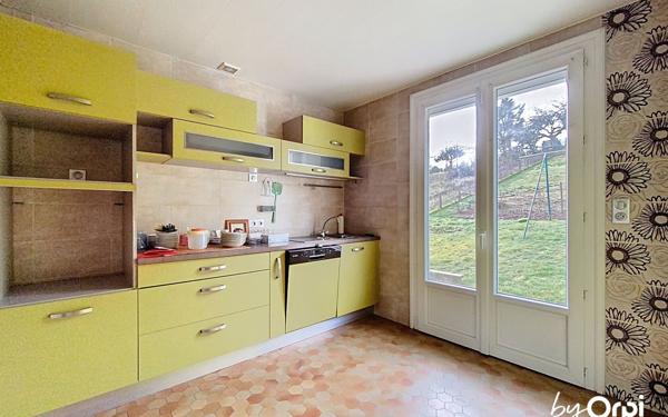 Maison à vendre    5 pièces • 122 m2 Saint-Éloy-les-Mines