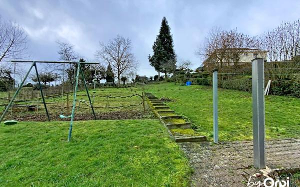 Maison à vendre    5 pièces • 122 m2 Saint-Éloy-les-Mines