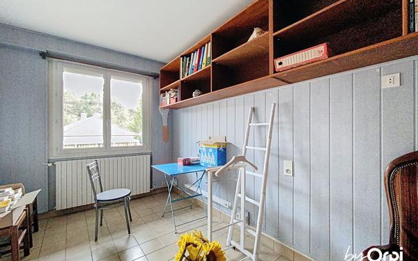 Maison à vendre    5 pièces • 122 m2 Saint-Éloy-les-Mines