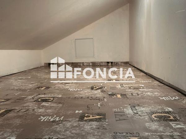 Location Maison 2 pièces 88.95 m² - 20 RUE PASTEUR Vitry Aux Loges 45530