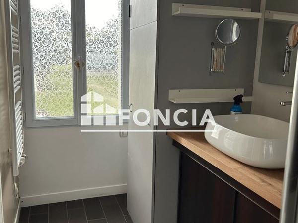 Location Maison 2 pièces 88.95 m² - 20 RUE PASTEUR Vitry Aux Loges 45530