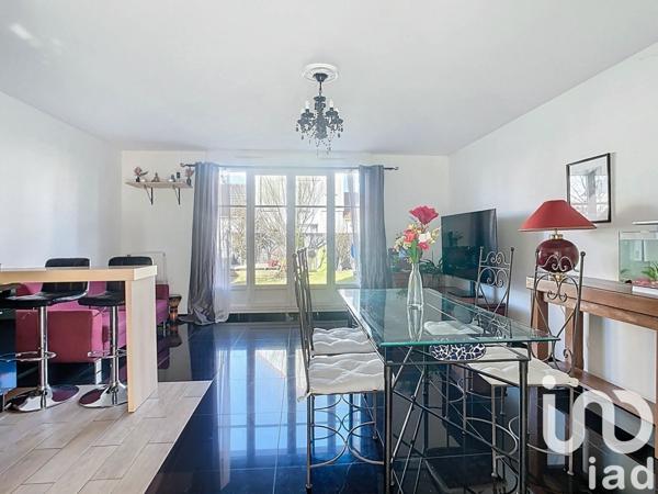 Maison traditionnelle 3 pièces de 64 m² à Saint-Pierre-du-Perray (91280)