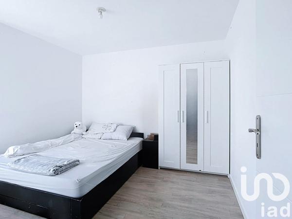 Maison traditionnelle 3 pièces de 64 m² à Saint-Pierre-du-Perray (91280)