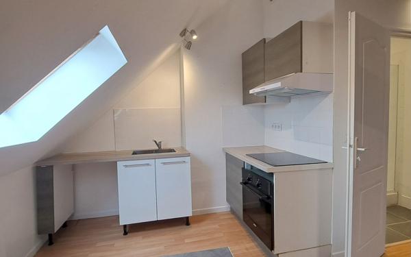 Appartement à louer    1 pièce •  Montbouy