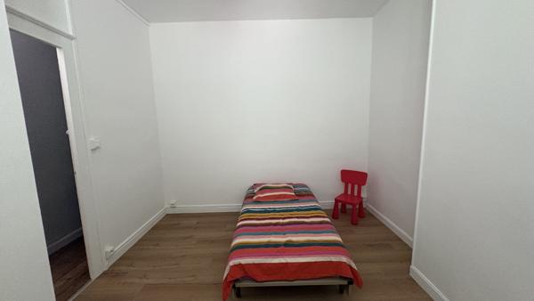 Maison
                                                                                                                                                                                                                                                                                                                        3 pièce(s)                                                                                                                                                                                                          2 chambre(s)                                                                                                                                                                                                          105  m²