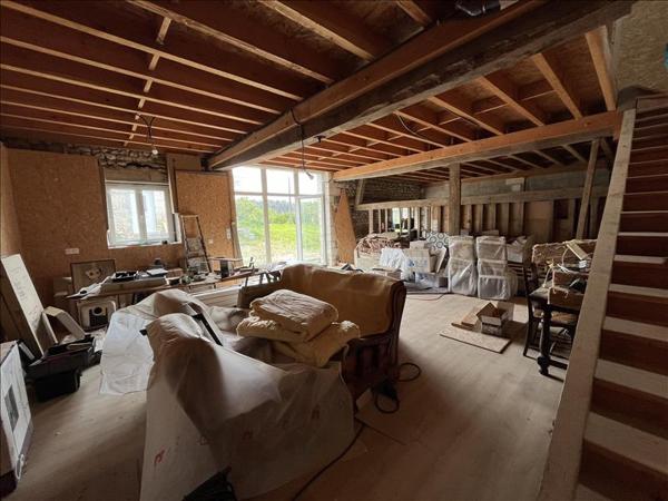 Maison à vendre |  Sencenac-Puy-de-Fourches |  4 pièces | 242 m²