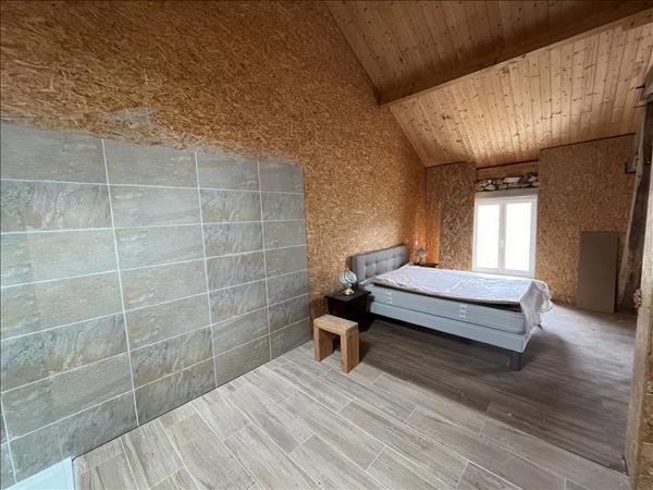 Maison à vendre |  Sencenac-Puy-de-Fourches |  4 pièces | 242 m²