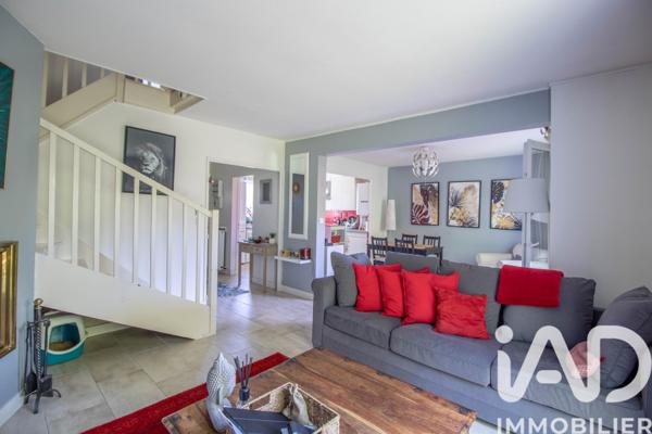 Maison à vendre 5 pièces 122 m² Magny-les-Hameaux