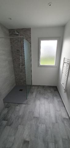 Pavillon très récent à Bressuire Breuil Chaussée de 4 pièce(s) 100 m2