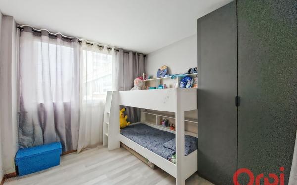 Appartement à vendre    3 pièces •  Saint-Denis