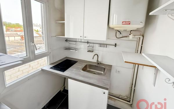 Appartement à vendre    2 pièces • 31,80 m2 Bagnolet