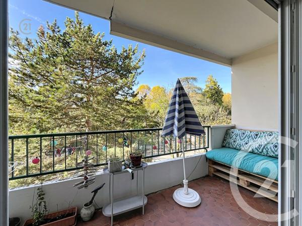 Appartement F4 à vendre  3 pièces - 72,61 m2 LA MULATIERE - 69