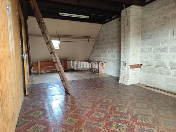 Achicourt- Pavillon individuel 140m2 sur un terrain arboré de 2000m2