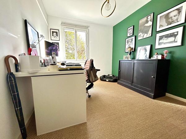 - Villa rénovée avec piscine & dépendances - Adresse prisée à Drémil-Lafage -