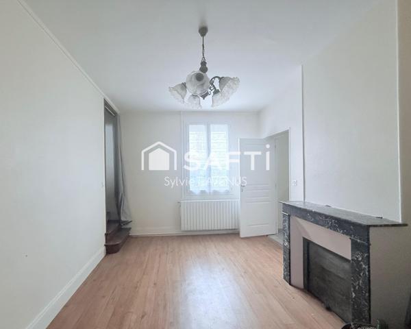 A Cuffies 02, maison avec 3 chambres, véranda, garage et dépendance sur son terrain de 391 m2.