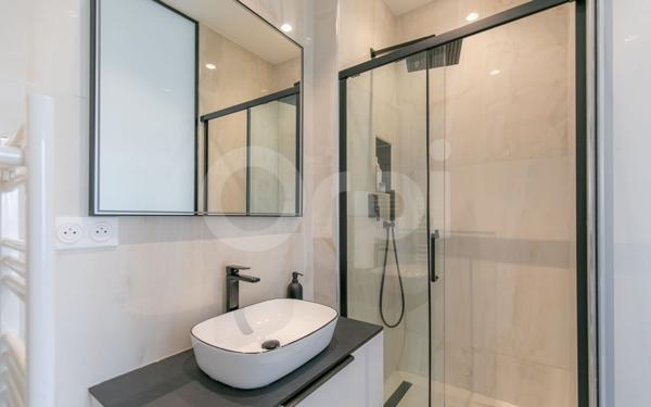 Appartement à vendre    5 pièces • 118,62 m2 Joinville-le-Pont