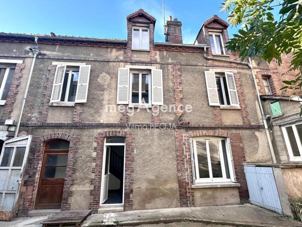Immeuble à SENS, 89100 - 230m²