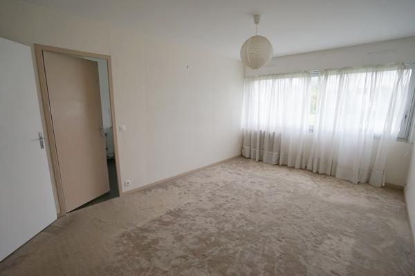 MARCQ EN BAROEUL - APPARTEMENT - T2