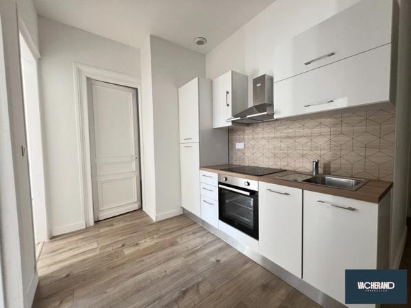 Appartement T3 neuf 1er étage Parvis Saint Maurice