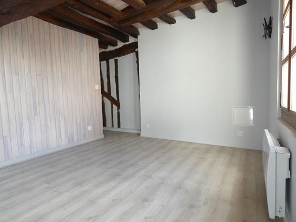 A LOUER - Maison de ville