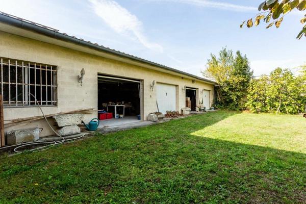 Maison à vendre    5 pièces •  Bordeaux