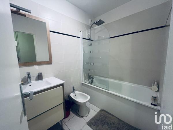 apartment rental 3 rooms 68 m² Lormont