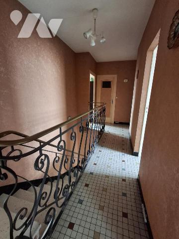 A VENDRE A LA FLECHE un pavillon en centre-ville.