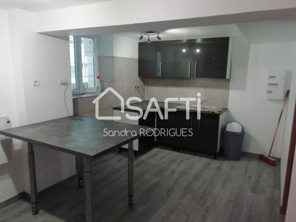Maison divisée en 2 appartements et 1 Studio  Axe St. Quentin Laon * idéal investisseur*