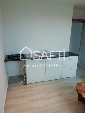 Maison divisée en 2 appartements et 1 Studio  Axe St. Quentin Laon * idéal investisseur*