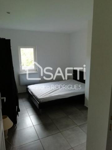 Maison divisée en 2 appartements et 1 Studio  Axe St. Quentin Laon * idéal investisseur*