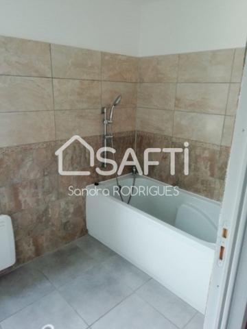 Maison divisée en 2 appartements et 1 Studio  Axe St. Quentin Laon * idéal investisseur*