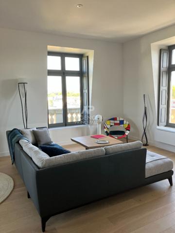 Appartement 5 pièce(s) 91 m2 €920 000 ** - Référence 12936