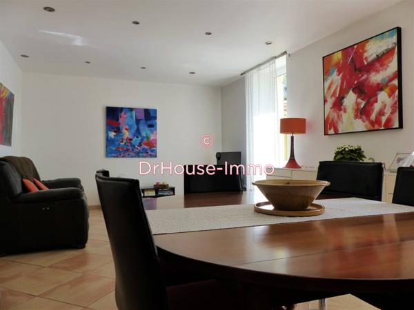 Immeuble à vendre 10 pièces de 182 m²